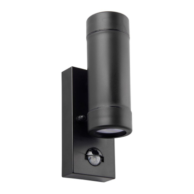 Saxby Icarus PIR 2lt wall IP44 7W