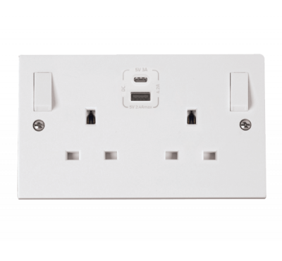 Click Polar 13A 2 Gang Switched Socket + Type A&C USBs