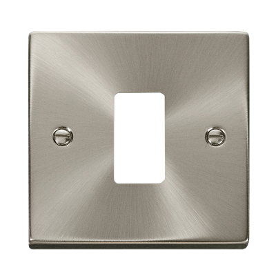 Click Deco 1 Gang GridPro Frontplate Satin Chrome