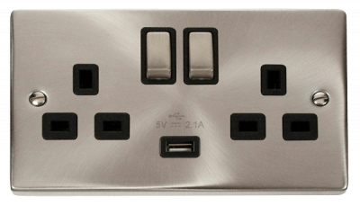 Click Deco 13A 2 Gang Switched Socket Outlet With Single 2.1A USB Outlet Satin Chrome/Black Insert