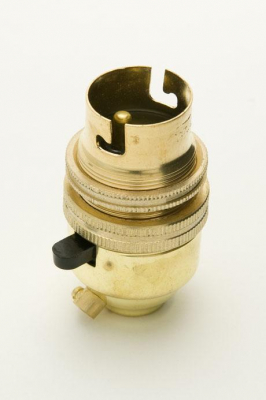 Jeani Switched Brass Lampholder 1/2in